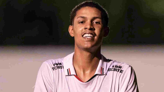 Ryan Francisco, la pépite brésilienne qui affole l'OM et le PSG ! Ryan Francisco, la pépite brésilienne qui affole l'OM et le PSG !