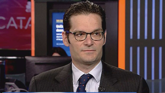 Joseph Oughourlian continue à mettre le RC Lens au régime Joseph Oughourlian continue à mettre le RC Lens au régime