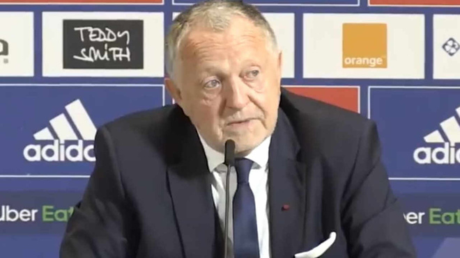 L'OL sauvé par Jean-Michel Aulas ? Ca bouge à Lyon ! L'OL sauvé par Jean-Michel Aulas ? Ca bouge à Lyon !