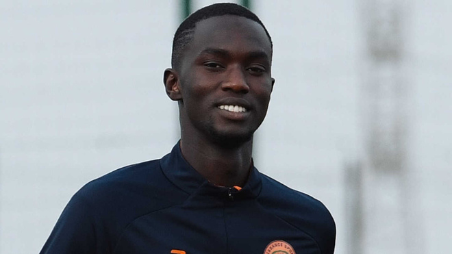 Le RC Lens, le LOSC et le Paris FC très intéressés par Mamadou Lamine Camara (RS Berkane)