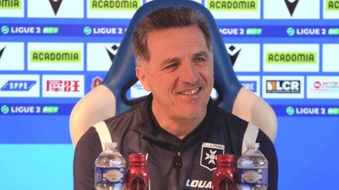 AJ Auxerre : un gros objectif pour Christophe Pélissier