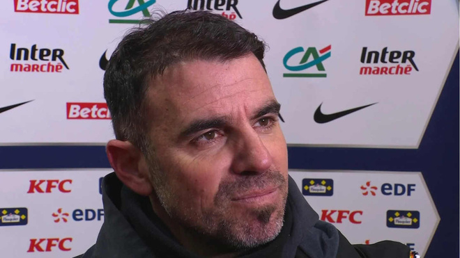 Succession de Pierre Sage : pourquoi Patrick Videira séduit de plus en plus le RC Lens Succession de Pierre Sage : pourquoi Patrick Videira séduit de plus en plus le RC Lens