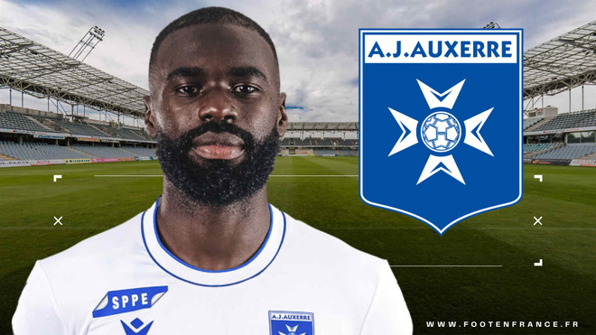 Lassine Sinayoko (AJ Auxerre) à Crystal Palace avec Pierre Sage ?