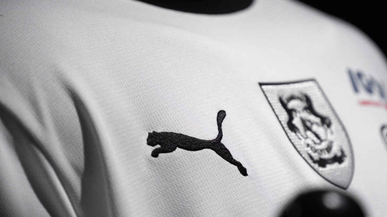 L'Amiens SC dévoile son nouveau maillot pour la saison 2024-2025 L'Amiens SC dévoile son nouveau maillot pour la saison 2024-2025